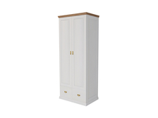 Белые шкафы